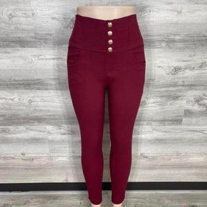 Small medium size stretches a lot color burgundy
